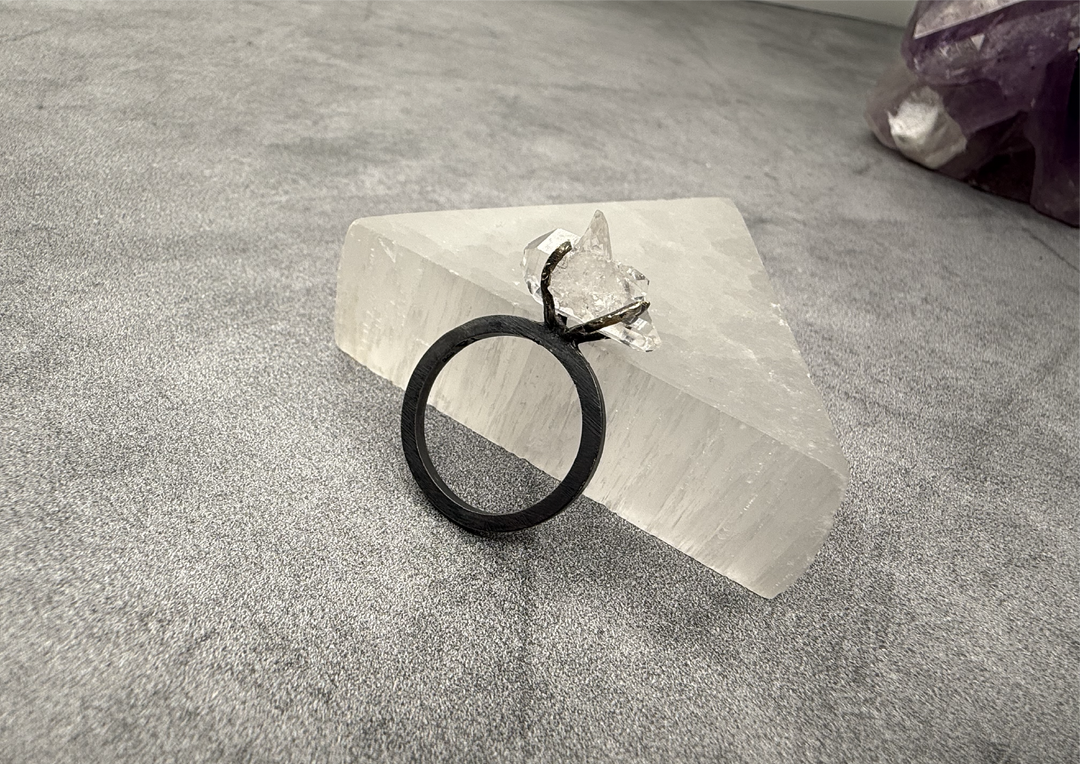 Claw - Clear Quartz Cluster - Size 8.5-9
