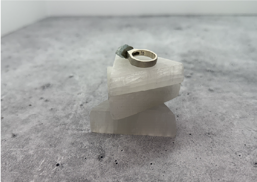 The Pedestal Aquamarine - Size 5-5.5